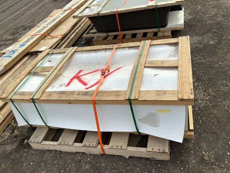 Kohler White Bathtub