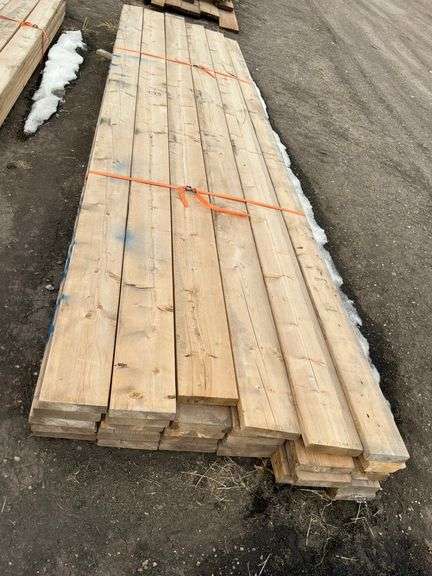 Bundle of Lumber 2" x 8" x 14'