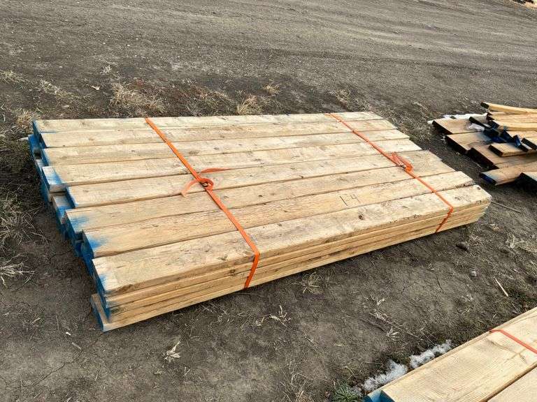 Bundle of Lumber 2" x 6" x 92.5"