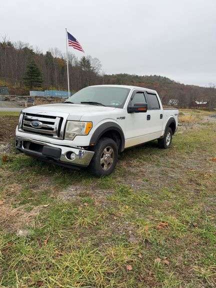 2011 Ford F150 XLT crew cab 4x4