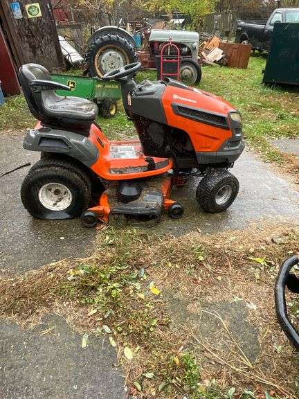 Husqvarna YTA 24V48 lawnmower