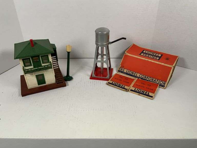 1- Lionel No 445 Switch Tower Building 1- Lionel No 93 Water Tank with box