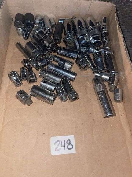 Snap on sockets