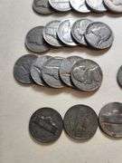 V, 48  Buffalo 39 Jeff 5 War Nickels- Empty Folder