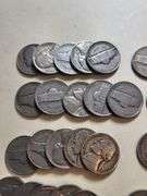V, 48  Buffalo 39 Jeff 5 War Nickels- Empty Folder