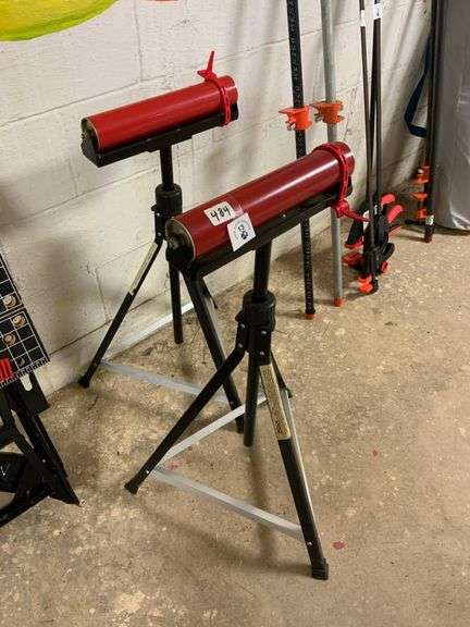 Pair of rollers