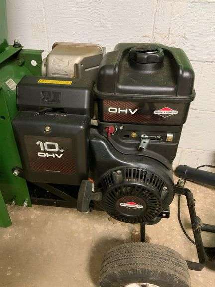 Mighty Mac 10 hp shredder chipper