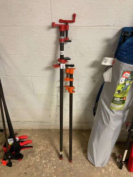 2 bar clamps