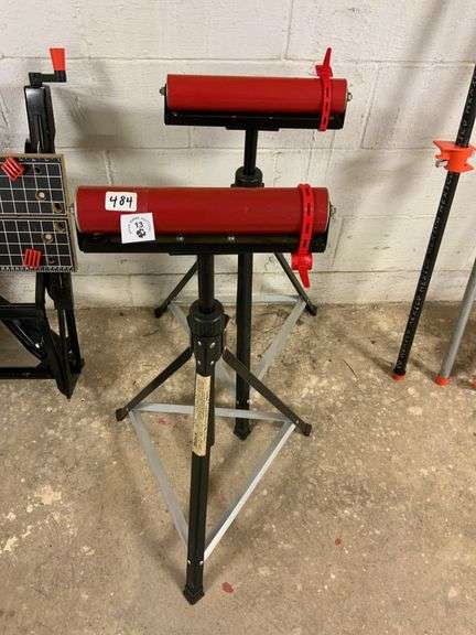 Pair of rollers