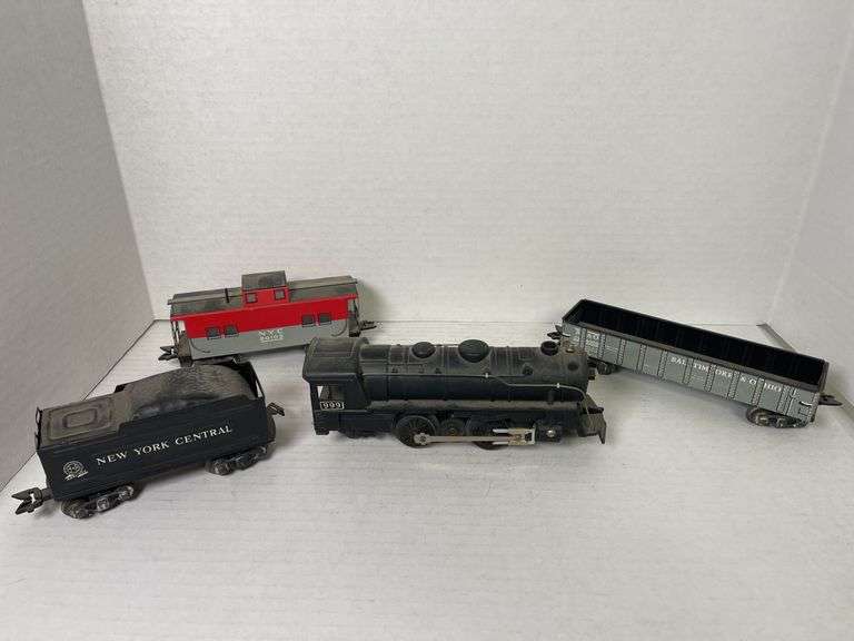 Marx 1 999 Steam Locomotive, 1 New York Central Pacemaker boxcar, 1 ...
