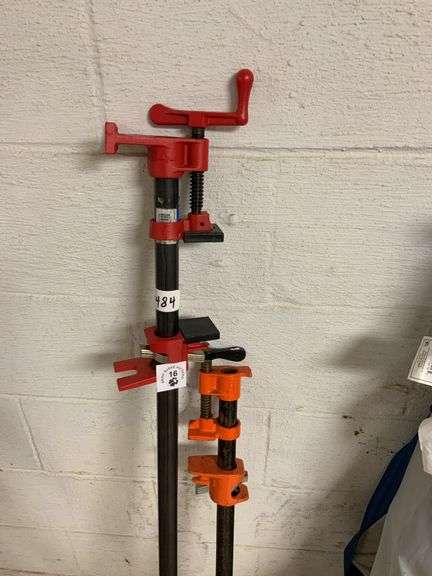 2 bar clamps