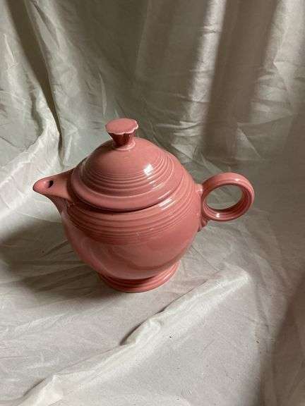 Vintage fiesta Rose Pink 1- teapot with lid