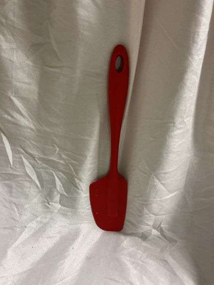3 Fiesta Spatulas - Sunflower, Scarlet, Peacock Colors