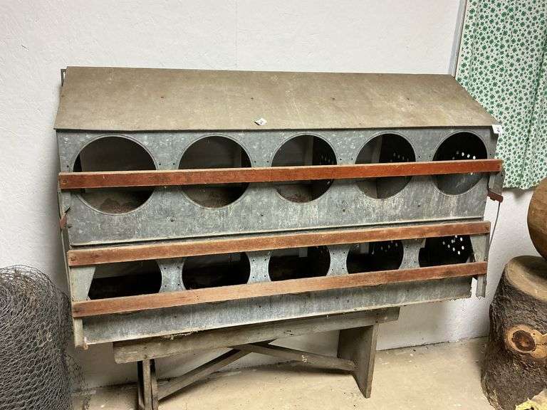 Chicken Nesting Box 10 Slots