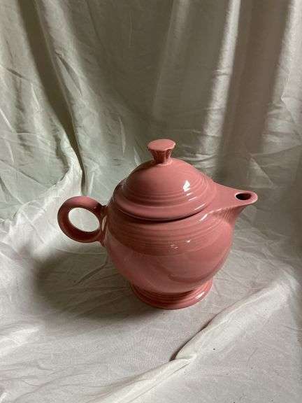 Vintage fiesta Rose Pink 1- teapot with lid