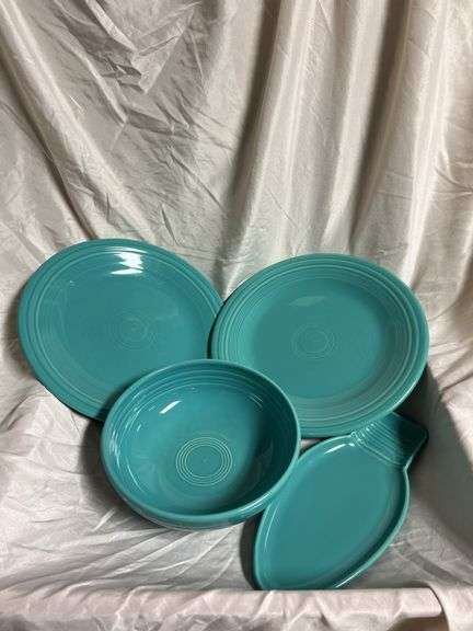 Vintage Fiesta Turquoise 1- Christmas 10" Light Bulb Plate, 1- 3 Ring Bowl 7.5", 2- 10" Plates