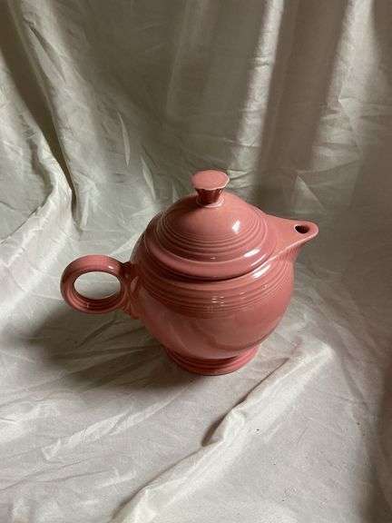 Vintage fiesta Rose Pink 1- teapot with lid