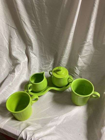 Fiesta Chartreuse 2- Ring Mugs, 1- Sugar Bowl and Creamer Set