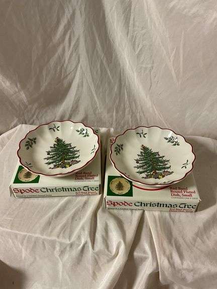 Spode Christmas Tree Red Band Round Fluted Dish 5