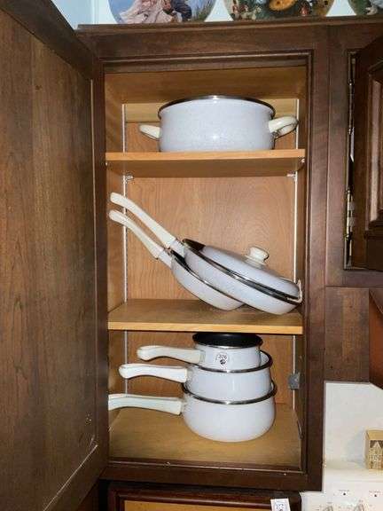 Encore Cookware Encore Cookware Made in Spain - Brian Burke Auctions