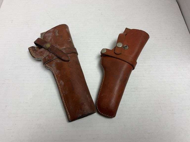 2 leather holsters for revolvers