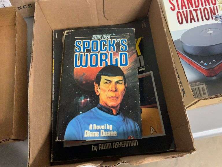 (2) Star Trek Books