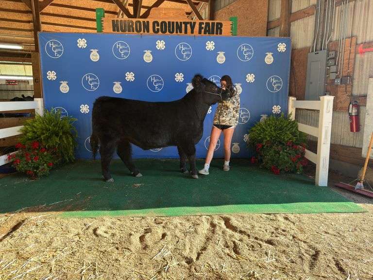 Emme Lyon Bellevue FFA