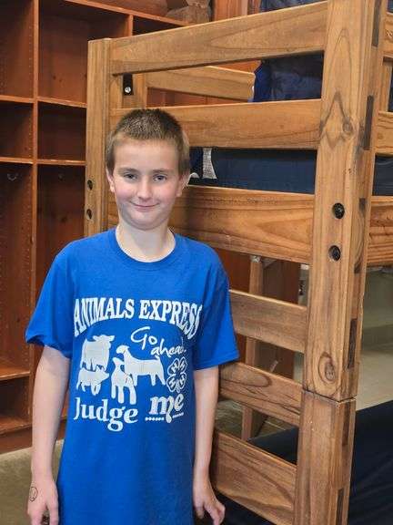 Evan  Hilderbrandt  Animals Express