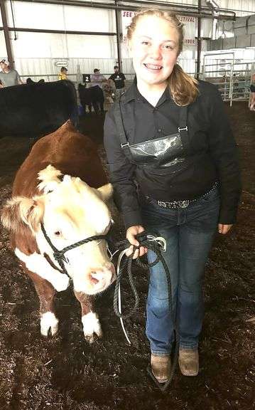Gracie  Goodwin  Clinton County Fur and Feather; Liberty Livestock