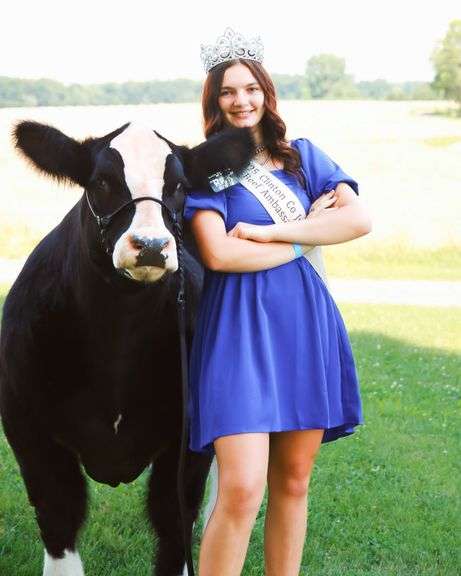 Hayden  Shumaker  Grand Champion Market Steer