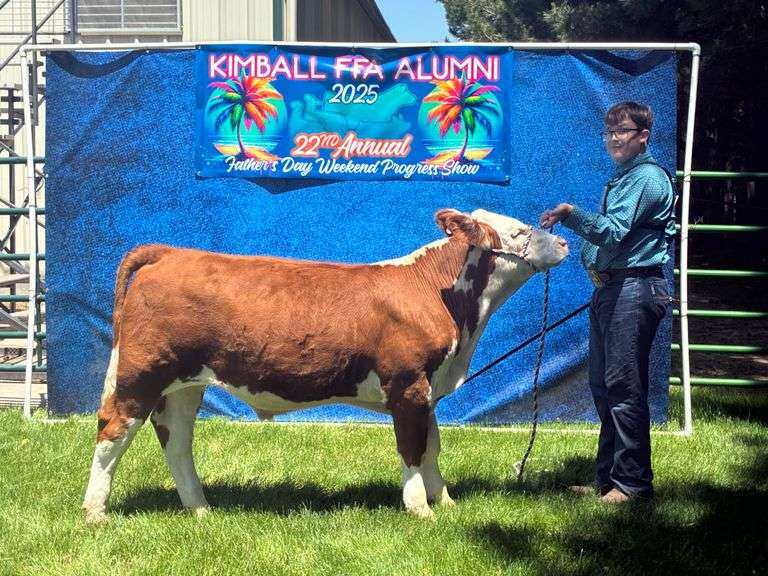 Wyatt  Cook  Kimball FFA and Pleasant View 4-H