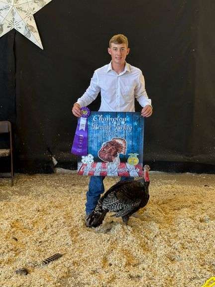 Isaak Adae -  Reserve Champion Market Turkey