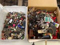 Large lot of very miscellaneous items. Keys. Accessories. Belt buckles. Film roll. Wallet. Decor. Vintage Christmas lights. Dice and much much more.