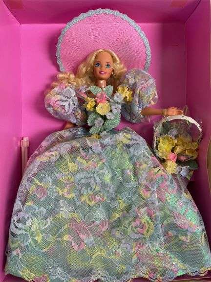 (3) enchanted seasons collection. Snow Princess Barbie. Autumn glory Barbie. Spring bouquet, Barbie. All in original boxes.