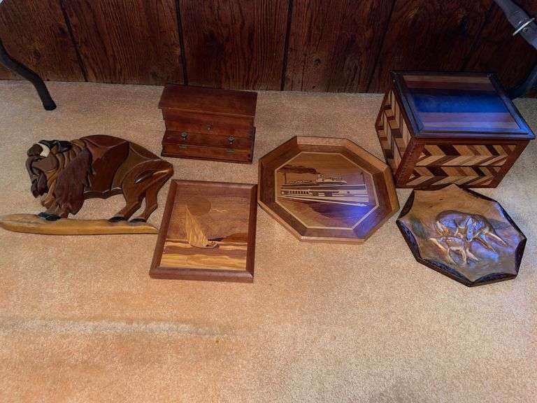 Den. Wood carved decor. Well-made and unique.
