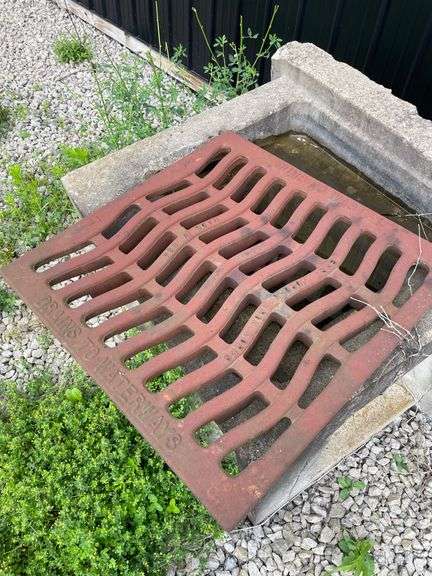 40“ x 48“ catch basin and grate