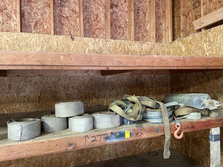 Lot of cargo and towing straps