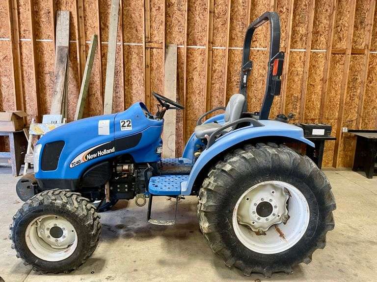 New Holland TC 40 a compact 4 x 4 utility tractor boom series. MFG. 2003–2008 Shibaura 2.0 L four cycle diesel engine. 12 speed synchronize shuttle . Approximately 40 hp engine. 540 independent rear, PTO/2000 mid. PTO. Three point rear hitch. Four-wheel-drive. Serial number G609606.1006 hours on meter. In use to maintain lawn so hours meter may vary. More Photos Coming.