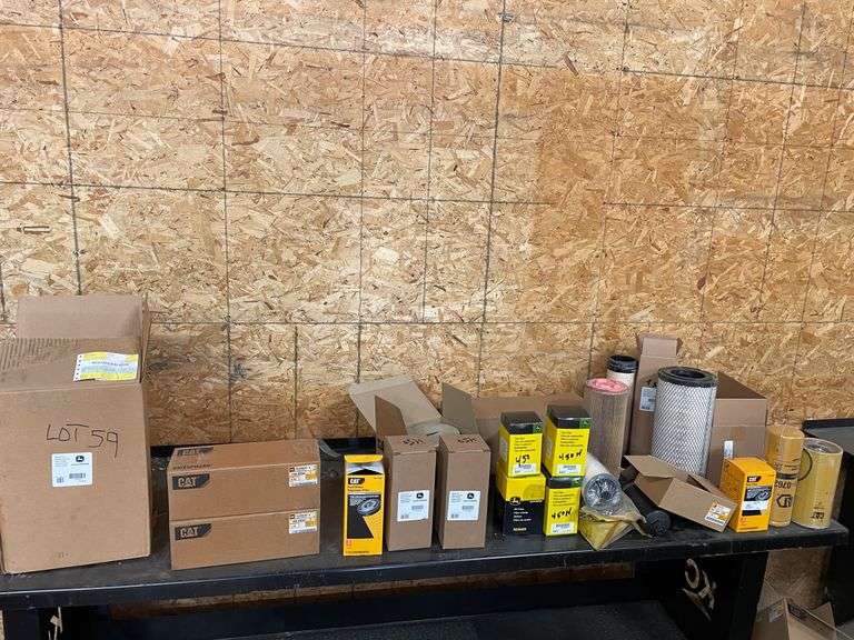 Large lot of cat and deer filters, mainly air and oil. Many new inbox. Exceptional lot.