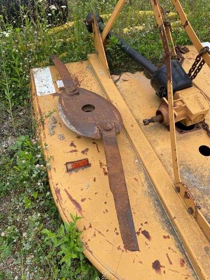 Wood brush bulll model BB 72. Outdoor. With detached blade.