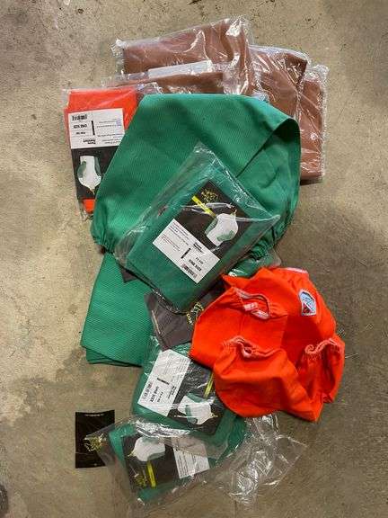 13 pairs of black stallion, flame, resistant welding sleeves by the pair