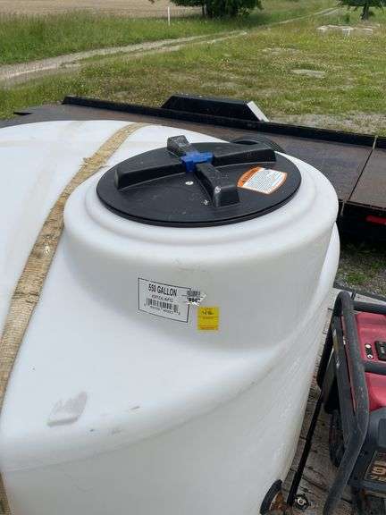 550 gallon vertical tank