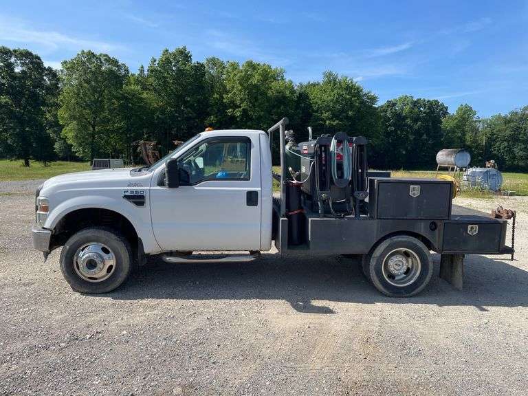 2008 Ford F350 super duty cab. 231,301 miles. Welding truck. 6.8 L Triton V 10 gasoline engine. Manual transmission. Door wheels. Steel flatbed set up for welding rig with toolboxes and vice. Rear hitch. Four-wheel-drive. 13,000 pound GVWR. VIN No. 1FDWF37YXAED29529. Includes Lincoln electric SAE 300 MP welder with accessories and cutting torch/tanks.  -$1,000 Credit Card Deposit. Balance by Cash, Certified Check or ACH within 48 hours after sale. (We drove this approx 5 miles from other site. Ready to work)