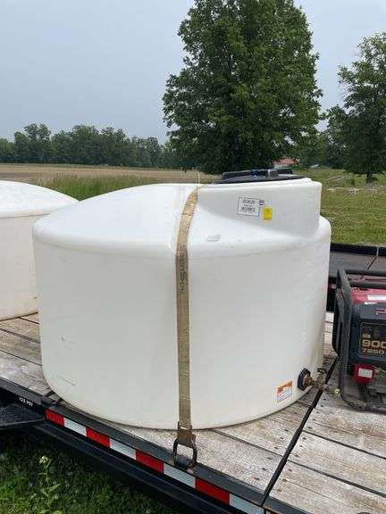 550 gallon vertical tank