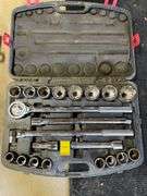 Crescent three-quarter inch drive standard ratchet set in box.