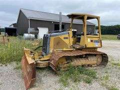 John Deere 450 H Krekeler/dozer. Steel tracked. Manufactured approximately 1999 to 2004. Open canopy ROPS. Approximately 70 hp diesel engine. 8762 hours showing on meter. See photos for video of vehicle running-$1,000 Credit Card Deposit. Balance by Cash, Certified Check or ACH within 48 hours after sale.