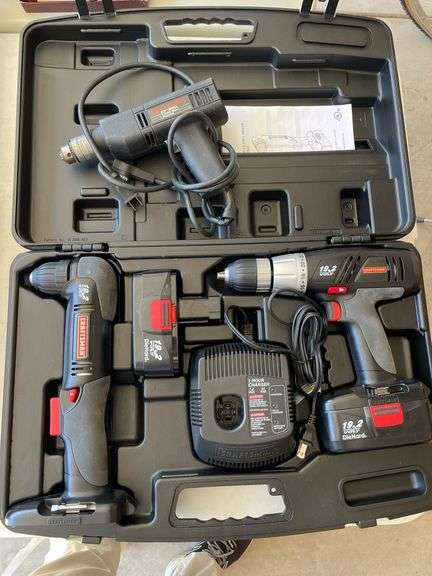 Craftsman cordless ratchet and screwdriver set includes black and decker drill