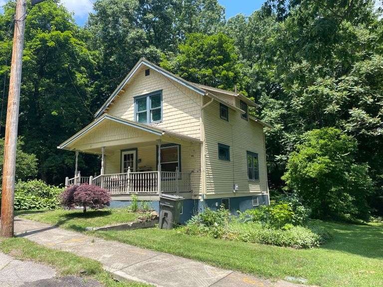 UPCOMING: Online Real Estate Auction: 52 Florist Ave Youngstown, OH 44505