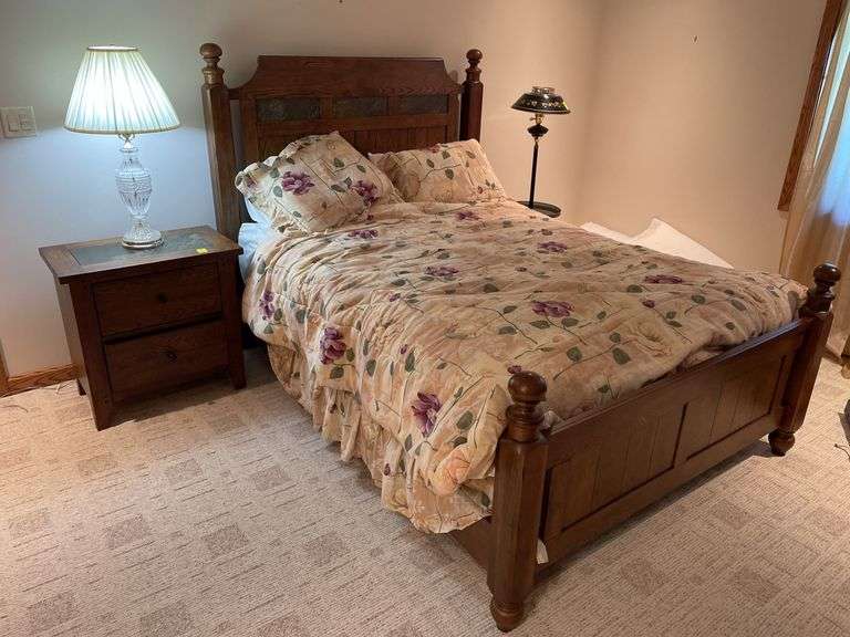 Queen size sealy bedroom set includes high-quality pillow, top mattress and box springs appears hardly used, high quality, LIBERTY, furniture, headboard, and frame, Liberty furniture nightstand and Crystal lamp. Easy loadout from walkout basement. Clean pet free home￼