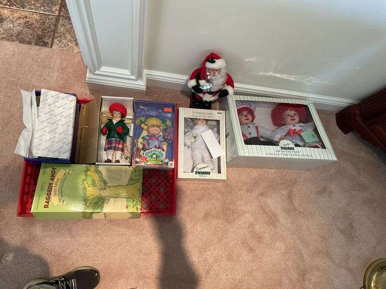 Living room. Doll lot includes Seymour man and cabbage patch.